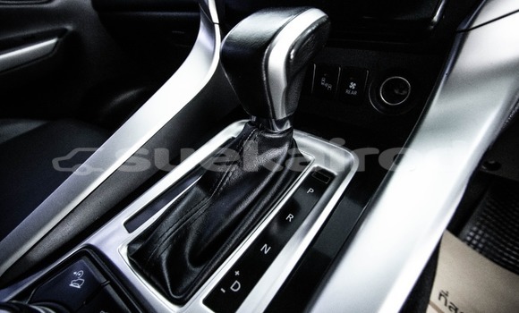 ซื้อ รถมือสอง Mitsubishi Pajero Sport ขาว รถยนต์ ใน %{เมือง} ใน กรุงเทพมหานคร ซื้อ รถมือสอง Mitsubishi Pajero Sport ขาว รถยนต์ ใน %{เมือง} ใน กรุงเทพมหานคร