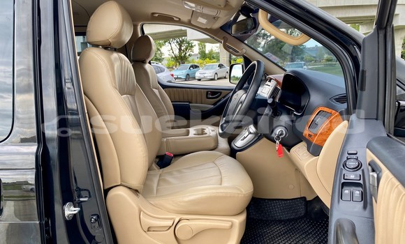 Buy Used Hyundai H1 Black Car in Bangkok in Bangkok Buy Used Hyundai H1 Black Car in Bangkok in Bangkok