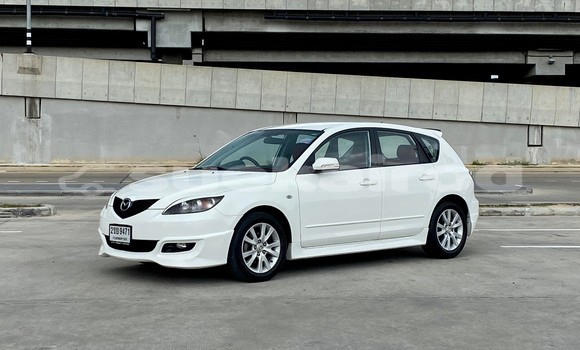 ซื้อ รถมือสอง Mazda 3 ขาว รถยนต์ ใน %{เมือง} ใน กรุงเทพมหานคร