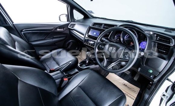 Buy Used Honda Jazz White Car in Bangkok in Bangkok Buy Used Honda Jazz White Car in Bangkok in Bangkok