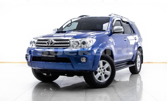 Buy Used Toyota Fortuner Blue Car in Bangkok in Bangkok