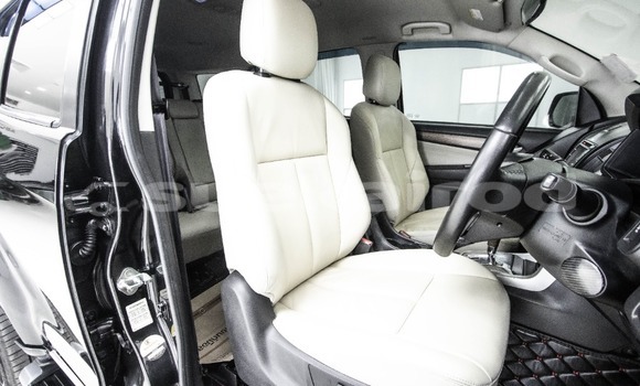 ซื้อ รถมือสอง Isuzu MU-X สีดำ รถยนต์ ใน %{เมือง} ใน กรุงเทพมหานคร ซื้อ รถมือสอง Isuzu MU-X สีดำ รถยนต์ ใน %{เมือง} ใน กรุงเทพมหานคร