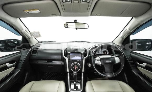 ซื้อ รถมือสอง Isuzu MU-X สีดำ รถยนต์ ใน %{เมือง} ใน กรุงเทพมหานคร ซื้อ รถมือสอง Isuzu MU-X สีดำ รถยนต์ ใน %{เมือง} ใน กรุงเทพมหานคร