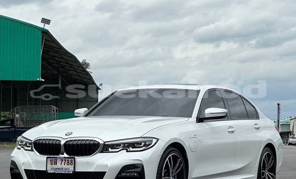 Buy Used BMW 3–Series White Car in Bangkok in Bangkok