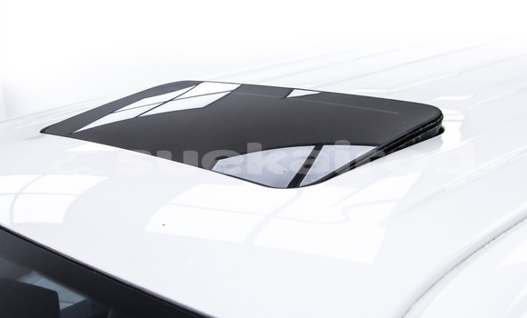 Buy Used Volkswagen Caravelle White Car in Bangkok in Bangkok Buy Used Volkswagen Caravelle White Car in Bangkok in Bangkok