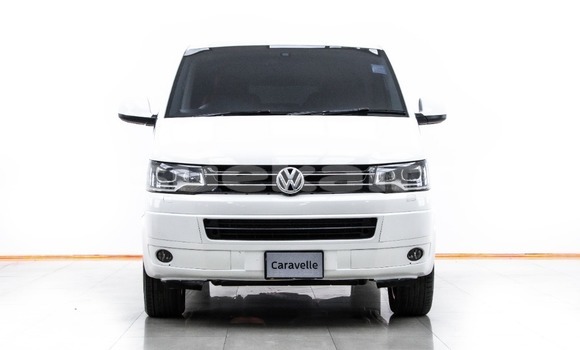 Buy Used Volkswagen Caravelle White Car in Bangkok in Bangkok Buy Used Volkswagen Caravelle White Car in Bangkok in Bangkok