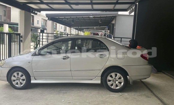 ซื้อ รถมือสอง Toyota Altis เงิน รถยนต์ ใน %{เมือง} ใน นนทบุรี
