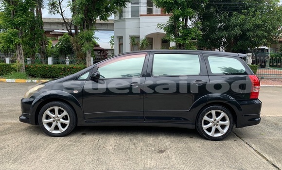 Buy Used Toyota Wish Black Car in Bangkok in Bangkok