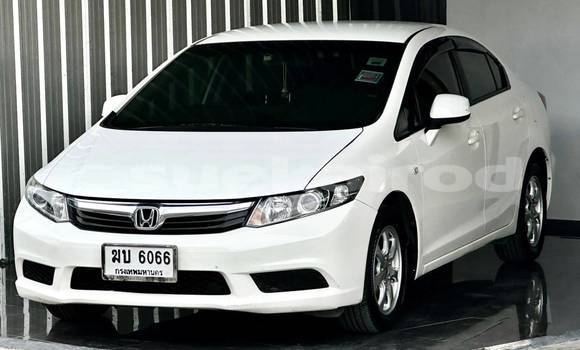 ซื้อ รถมือสอง Honda Civic ขาว รถยนต์ ใน %{เมือง} ใน นนทบุรี ซื้อ รถมือสอง Honda Civic ขาว รถยนต์ ใน %{เมือง} ใน นนทบุรี