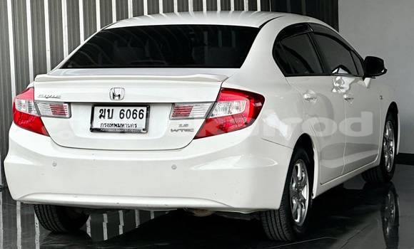 ซื้อ รถมือสอง Honda Civic ขาว รถยนต์ ใน %{เมือง} ใน นนทบุรี ซื้อ รถมือสอง Honda Civic ขาว รถยนต์ ใน %{เมือง} ใน นนทบุรี