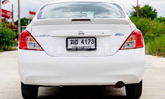 ซื้อ รถมือสอง Nissan Almera ขาว รถยนต์ ใน %{เมือง} ใน นนทบุรี ซื้อ รถมือสอง Nissan Almera ขาว รถยนต์ ใน %{เมือง} ใน นนทบุรี