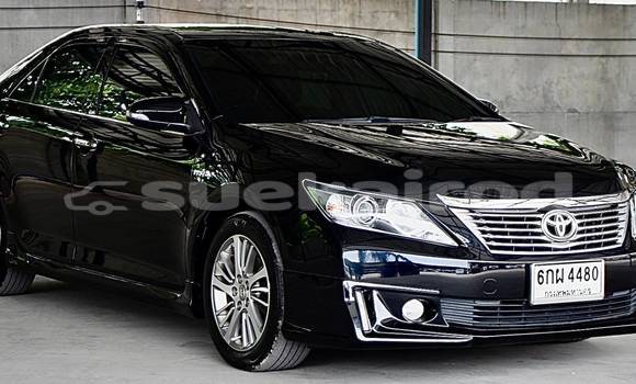 ซื้อ รถมือสอง Toyota Camry สีดำ รถยนต์ ใน %{เมือง} ใน นนทบุรี