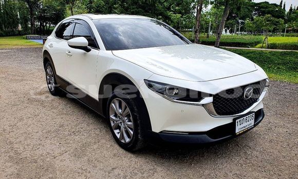 ซื้อ รถมือสอง Mazda CX-3 ขาว รถยนต์ ใน %{เมือง} ใน กรุงเทพมหานคร