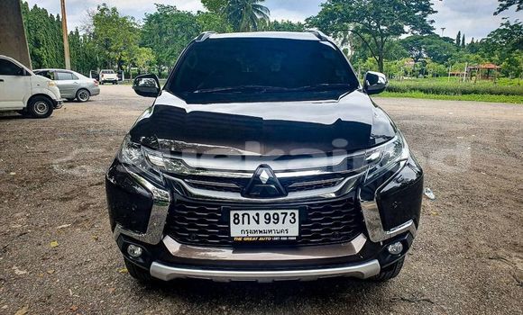 ซื้อ รถมือสอง Mitsubishi Pajero สีดำ รถยนต์ ใน %{เมือง} ใน กรุงเทพมหานคร