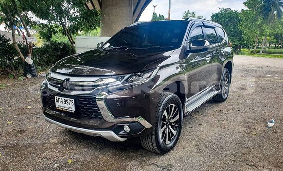 ซื้อ รถมือสอง Mitsubishi Pajero สีดำ รถยนต์ ใน %{เมือง} ใน กรุงเทพมหานคร ซื้อ รถมือสอง Mitsubishi Pajero สีดำ รถยนต์ ใน %{เมือง} ใน กรุงเทพมหานคร