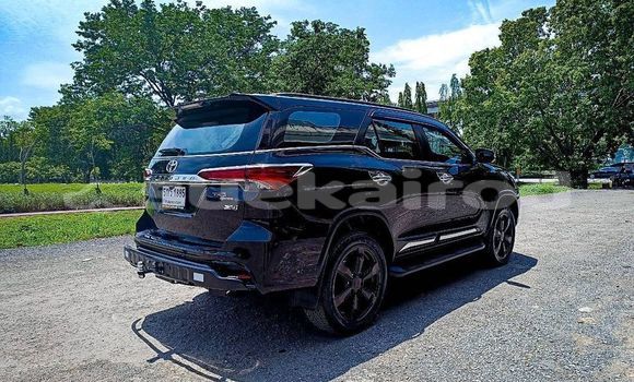ซื้อ รถมือสอง Toyota Fortuner สีดำ รถยนต์ ใน %{เมือง} ใน กรุงเทพมหานคร ซื้อ รถมือสอง Toyota Fortuner สีดำ รถยนต์ ใน %{เมือง} ใน กรุงเทพมหานคร