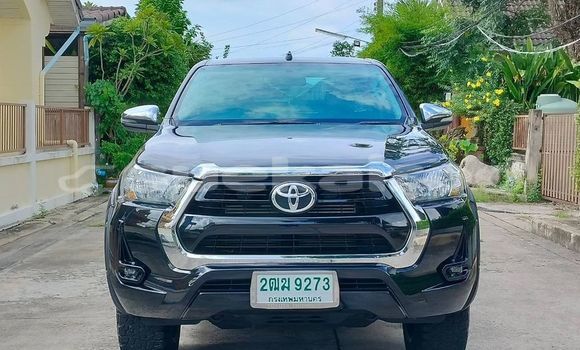 ซื้อ รถมือสอง Toyota Hiluxe Revo สีดำ รถยนต์ ใน %{เมือง} ใน กรุงเทพมหานคร