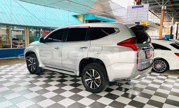 ซื้อ รถมือสอง Mitsubishi Pajero อื่น ๆ รถยนต์ ใน %{เมือง} ใน กรุงเทพมหานคร ซื้อ รถมือสอง Mitsubishi Pajero อื่น ๆ รถยนต์ ใน %{เมือง} ใน กรุงเทพมหานคร