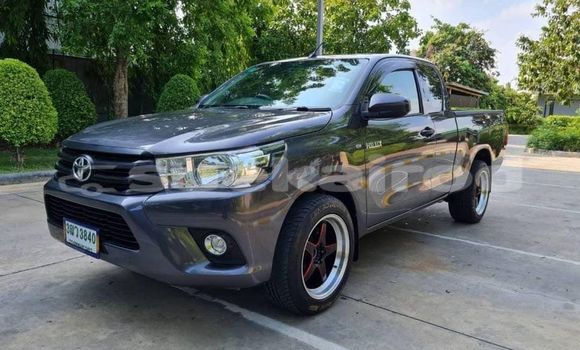 Buy Used Toyota Hiluxe Revo Other Car in Bangkok in Bangkok