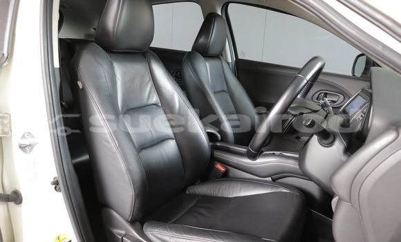 ซื้อ รถมือสอง Honda HR-V ขาว รถยนต์ ใน %{เมือง} ใน กรุงเทพมหานคร ซื้อ รถมือสอง Honda HR-V ขาว รถยนต์ ใน %{เมือง} ใน กรุงเทพมหานคร