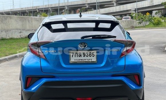 ซื้อ รถมือสอง Toyota C-HR สีน้ำเงิน รถยนต์ ใน %{เมือง} ใน กรุงเทพมหานคร ซื้อ รถมือสอง Toyota C-HR สีน้ำเงิน รถยนต์ ใน %{เมือง} ใน กรุงเทพมหานคร