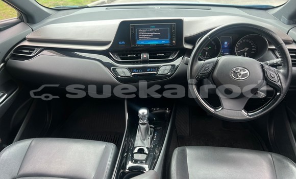 ซื้อ รถมือสอง Toyota C-HR สีน้ำเงิน รถยนต์ ใน %{เมือง} ใน กรุงเทพมหานคร ซื้อ รถมือสอง Toyota C-HR สีน้ำเงิน รถยนต์ ใน %{เมือง} ใน กรุงเทพมหานคร