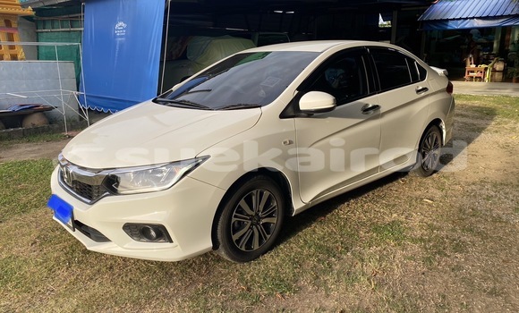 Buy Used Honda City White Car in Bangkok in Bangkok