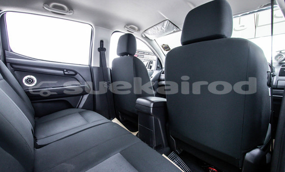 Buy Used Isuzu D-Max White Car in Bangkok in Bangkok Buy Used Isuzu D-Max White Car in Bangkok in Bangkok