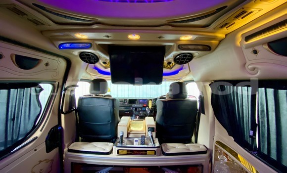 ซื้อ รถมือสอง Toyota Commuter สีดำ รถยนต์ ใน %{เมือง} ใน กรุงเทพมหานคร ซื้อ รถมือสอง Toyota Commuter สีดำ รถยนต์ ใน %{เมือง} ใน กรุงเทพมหานคร