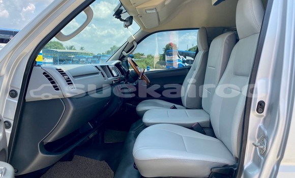 ซื้อ รถมือสอง Toyota Commuter เงิน รถยนต์ ใน %{เมือง} ใน กรุงเทพมหานคร ซื้อ รถมือสอง Toyota Commuter เงิน รถยนต์ ใน %{เมือง} ใน กรุงเทพมหานคร