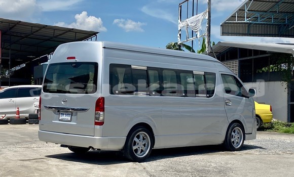 ซื้อ รถมือสอง Toyota Commuter เงิน รถยนต์ ใน %{เมือง} ใน กรุงเทพมหานคร ซื้อ รถมือสอง Toyota Commuter เงิน รถยนต์ ใน %{เมือง} ใน กรุงเทพมหานคร