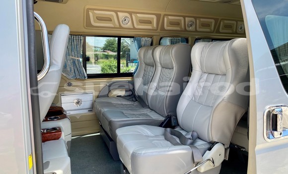 ซื้อ รถมือสอง Toyota Commuter เงิน รถยนต์ ใน %{เมือง} ใน กรุงเทพมหานคร ซื้อ รถมือสอง Toyota Commuter เงิน รถยนต์ ใน %{เมือง} ใน กรุงเทพมหานคร