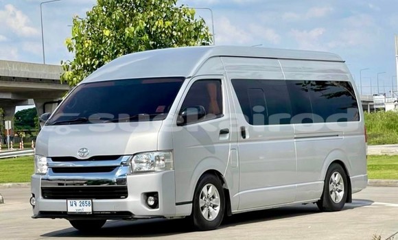 ซื้อ รถมือสอง Toyota Commuter เงิน รถยนต์ ใน %{เมือง} ใน กรุงเทพมหานคร ซื้อ รถมือสอง Toyota Commuter เงิน รถยนต์ ใน %{เมือง} ใน กรุงเทพมหานคร
