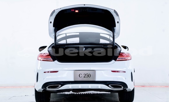 Buy Used Mercedes-Benz C250 coupe White Car in Bangkok in Bangkok Buy Used Mercedes-Benz C250 coupe White Car in Bangkok in Bangkok