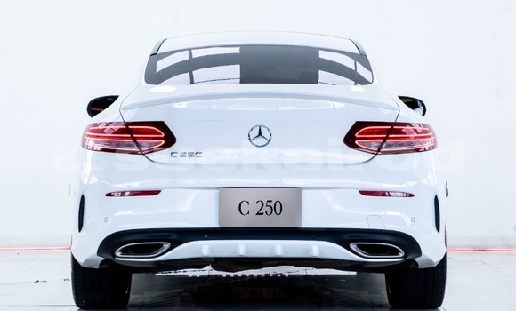 Buy Used Mercedes-Benz C250 coupe White Car in Bangkok in Bangkok Buy Used Mercedes-Benz C250 coupe White Car in Bangkok in Bangkok
