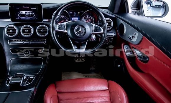 Buy Used Mercedes-Benz C250 coupe White Car in Bangkok in Bangkok Buy Used Mercedes-Benz C250 coupe White Car in Bangkok in Bangkok