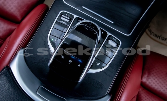 Buy Used Mercedes-Benz C250 coupe White Car in Bangkok in Bangkok Buy Used Mercedes-Benz C250 coupe White Car in Bangkok in Bangkok