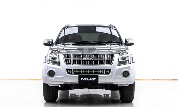 ซื้อ รถมือสอง Isuzu MU-7 อื่น ๆ รถยนต์ ใน %{เมือง} ใน กรุงเทพมหานคร ซื้อ รถมือสอง Isuzu MU-7 อื่น ๆ รถยนต์ ใน %{เมือง} ใน กรุงเทพมหานคร