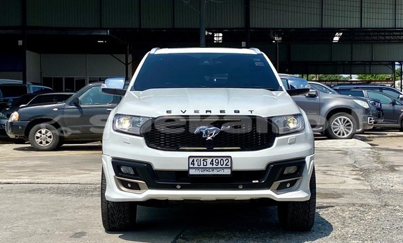 ซื้อ รถมือสอง Ford Everest ขาว รถยนต์ ใน %{เมือง} ใน กรุงเทพมหานคร