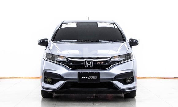 ซื้อ รถมือสอง Honda Jazz อื่น ๆ รถยนต์ ใน %{เมือง} ใน กรุงเทพมหานคร