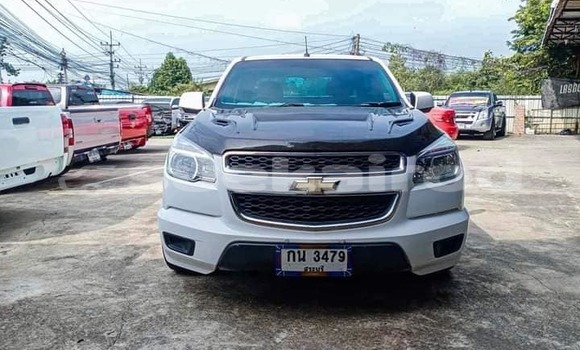 ซื้อ รถมือสอง Isuzu D-Max ขาว รถยนต์ ใน %{เมือง} ใน กรุงเทพมหานคร