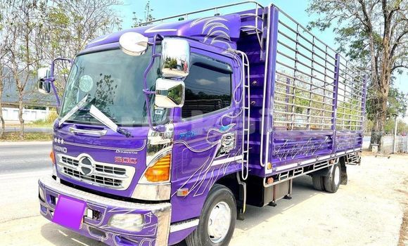 ซื้อ รถมือสอง Hino 300 Series สีน้ำเงิน รถกระบะ ใน %{เมือง} ใน กรุงเทพมหานคร ซื้อ รถมือสอง Hino 300 Series สีน้ำเงิน รถกระบะ ใน %{เมือง} ใน กรุงเทพมหานคร