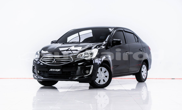 ซื้อ รถมือสอง Mitsubishi Attrage สีดำ รถยนต์ ใน %{เมือง} ใน กรุงเทพมหานคร