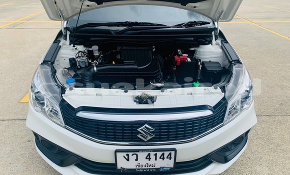 Buy Used Suzuki Ciaz White Car in Chiang Mai in Chiang Mai Buy Used Suzuki Ciaz White Car in Chiang Mai in Chiang Mai