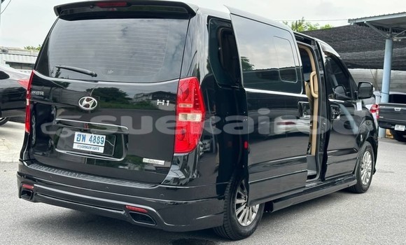 Buy Used Hyundai H1 Black Car in Bangkok in Bangkok Buy Used Hyundai H1 Black Car in Bangkok in Bangkok