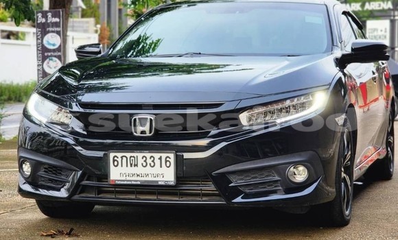 ซื้อ รถมือสอง Honda Civic สีดำ รถยนต์ ใน %{เมือง} ใน กรุงเทพมหานคร