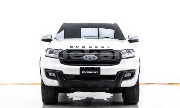 Buy Used Ford Everest White Car in Bangkok in Bangkok