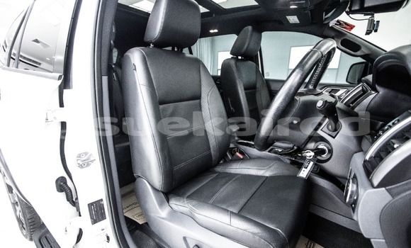 ซื้อ รถมือสอง Ford Everest ขาว รถยนต์ ใน %{เมือง} ใน กรุงเทพมหานคร ซื้อ รถมือสอง Ford Everest ขาว รถยนต์ ใน %{เมือง} ใน กรุงเทพมหานคร