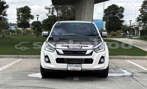 Buy Used Isuzu D-Max White Car in Bangkok in Bangkok