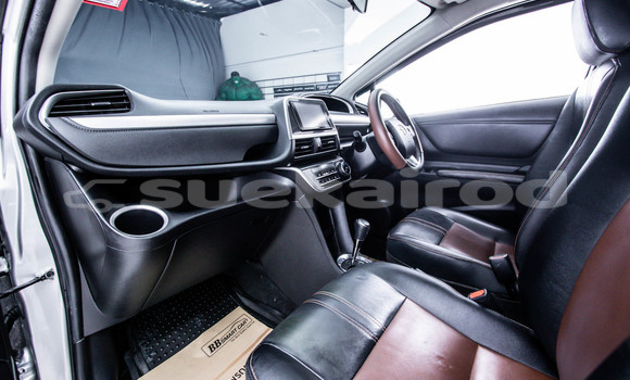 Buy Used Toyota Sienna Other Car in Bangkok in Bangkok Buy Used Toyota Sienna Other Car in Bangkok in Bangkok